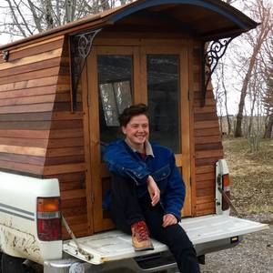 Meet your Posher, Mimi